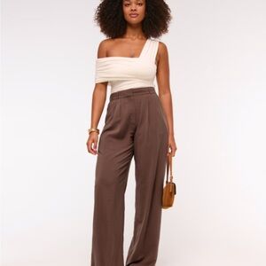Abercrombie Curve Love Sloane Crepe Tailored Pants